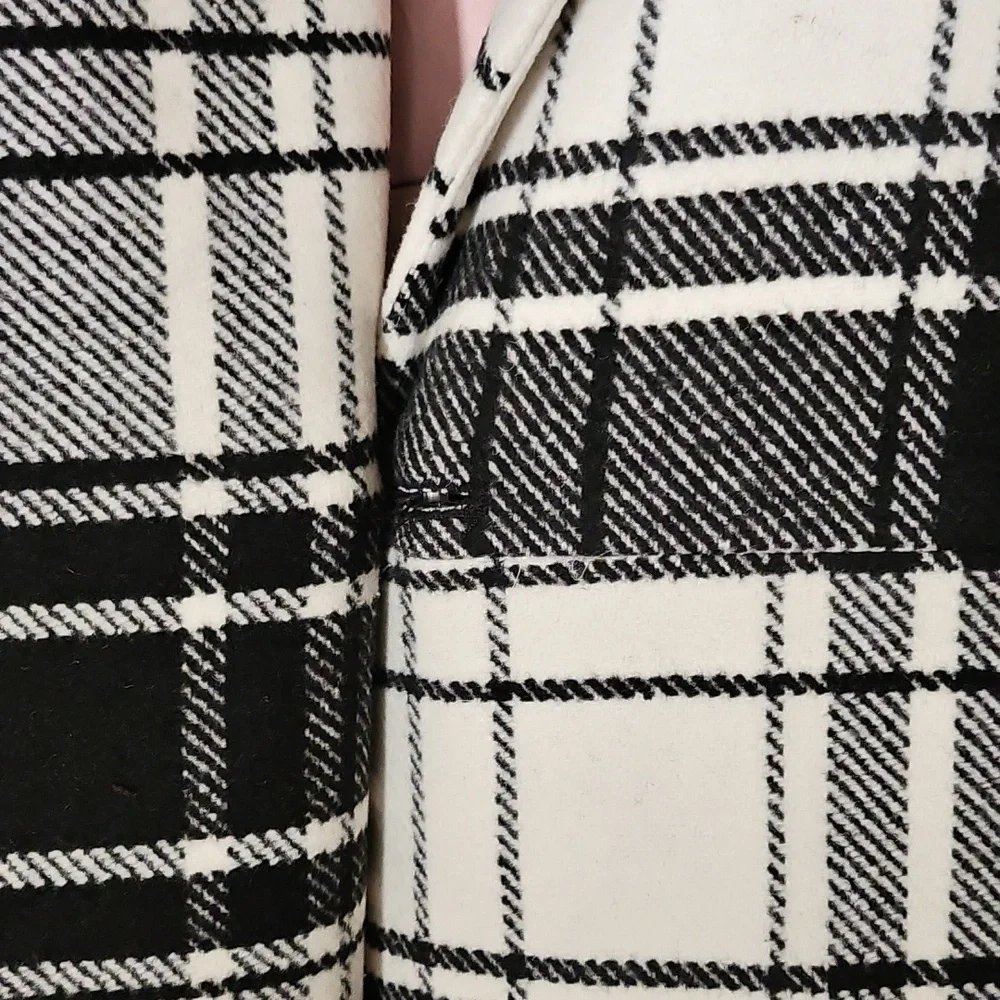 Black and White Plaid Women's Coat - Picture 8 of 8